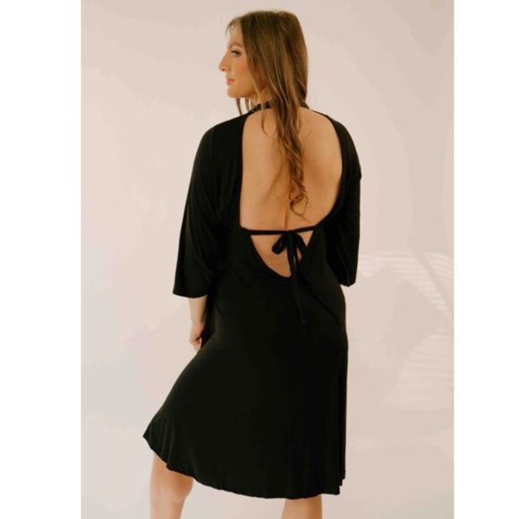 NWT - Lila Labor & Postpartum Gown, Black – Slim Petite (00- 2) - Picture 2 of 8